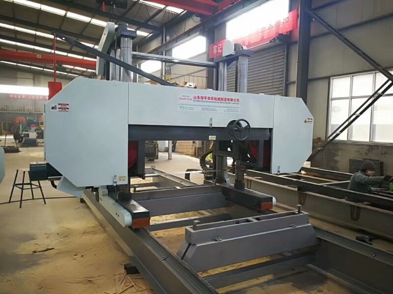 Hydraulic Automatic Wood Cutting Horizontal Band Sawmill Portable Bandsaw