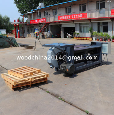 Máquina de desmontagem de pallets de madeira