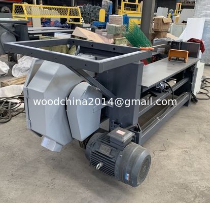 Máquina de desmontagem de pallets de madeira