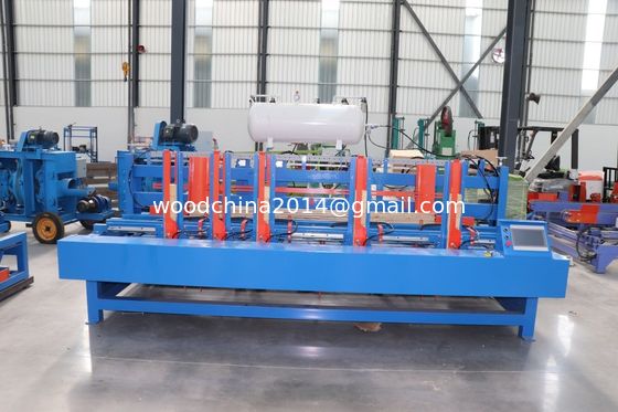 Máquina automática de pregar blocos de paletes de madeira